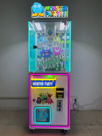 Load image into Gallery viewer, Stainless Steel Coin-Operated Arcade Prize Clamp Vending Game Clip Machine
