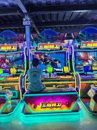 Load image into Gallery viewer, Guangdong Indoor Amusement Shooting Arcade Machine Bill Acceptor Boxing Game 6+ Years Multi-Language (Spanish/English/French)
