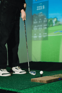 Load image into Gallery viewer, Interactive Golf Simulator Indoor Golf System with Projection Screen for Family Entertainment Center
