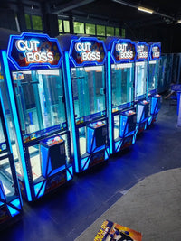 Load image into Gallery viewer, High Level Series Claw Machines - Cut game machin
