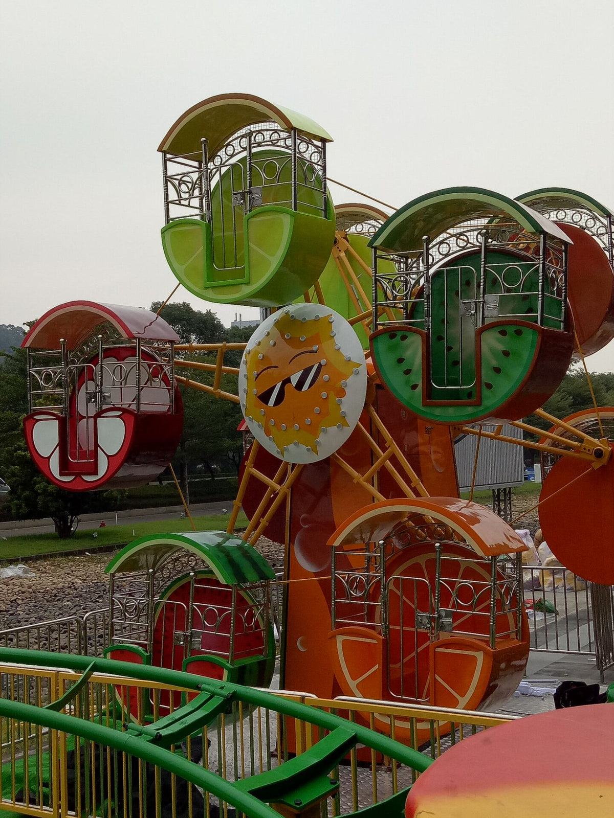 Double Side  Fruit Ferris Wheel